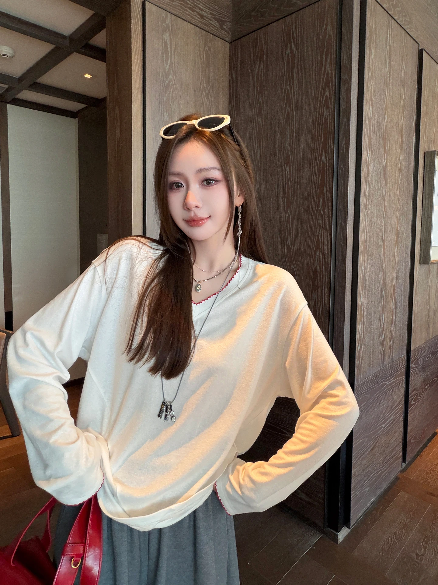 

Linen V-Neck T-Shirt White Embroidery Commute Style Spring Collection ZSS 26 Spring Season Ladieswear