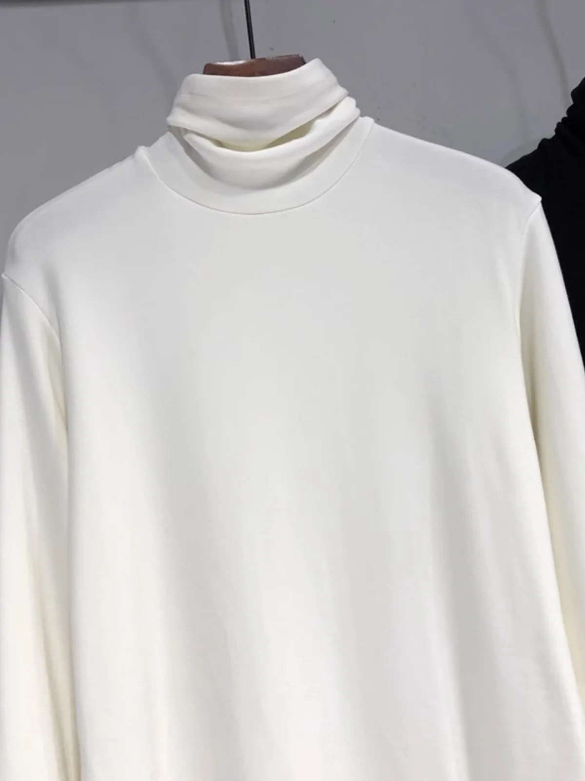 

Женская футболка больших размеров с высоким воротником и высоким воротником средней длины, универсальная повседневная длинная футболка Sve, корейская футболка из полиэстера...