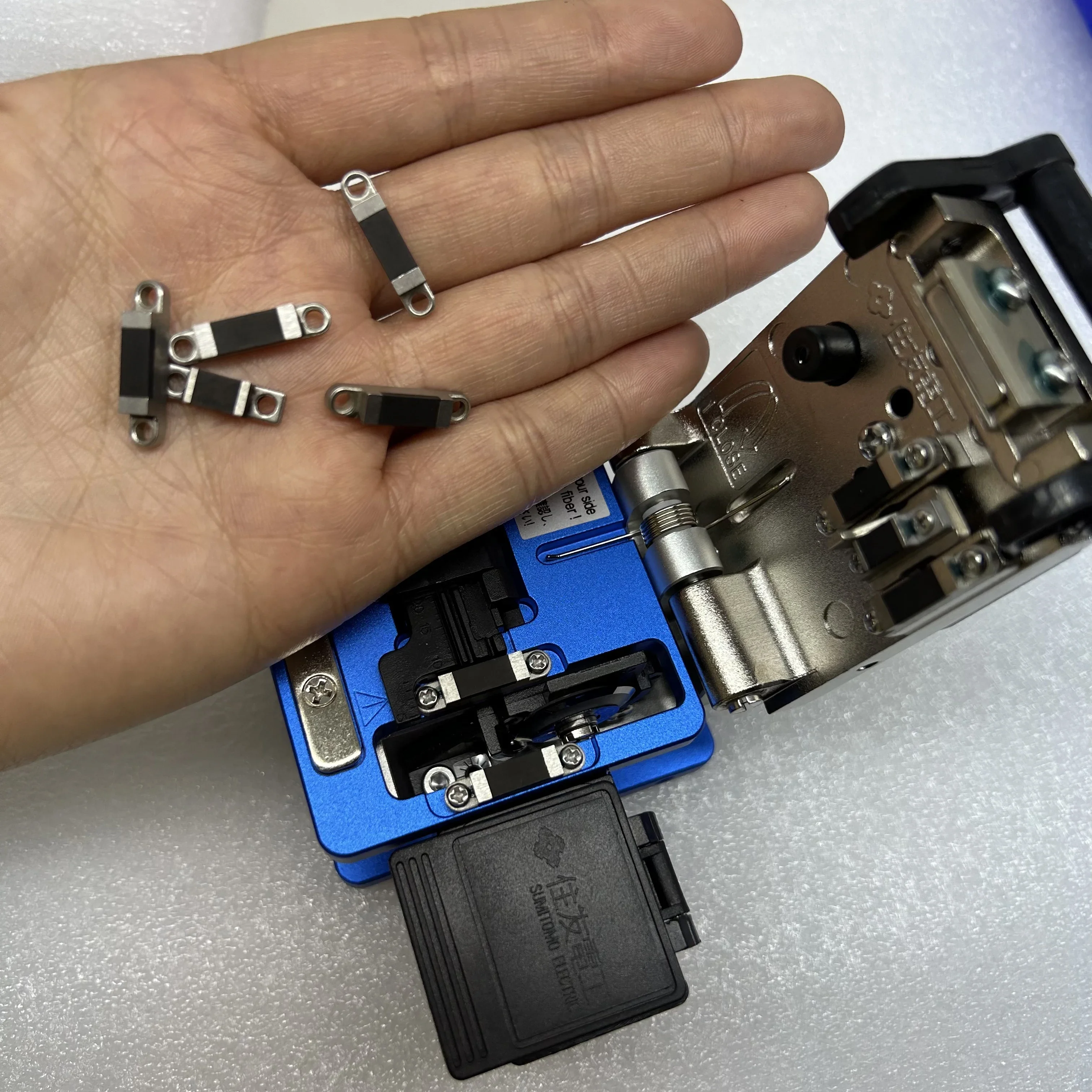 Sumitomo FC-6S Cleaver rubber pad Optic fiber cutting knife Rubber pad plate rubber gasket - Image 3