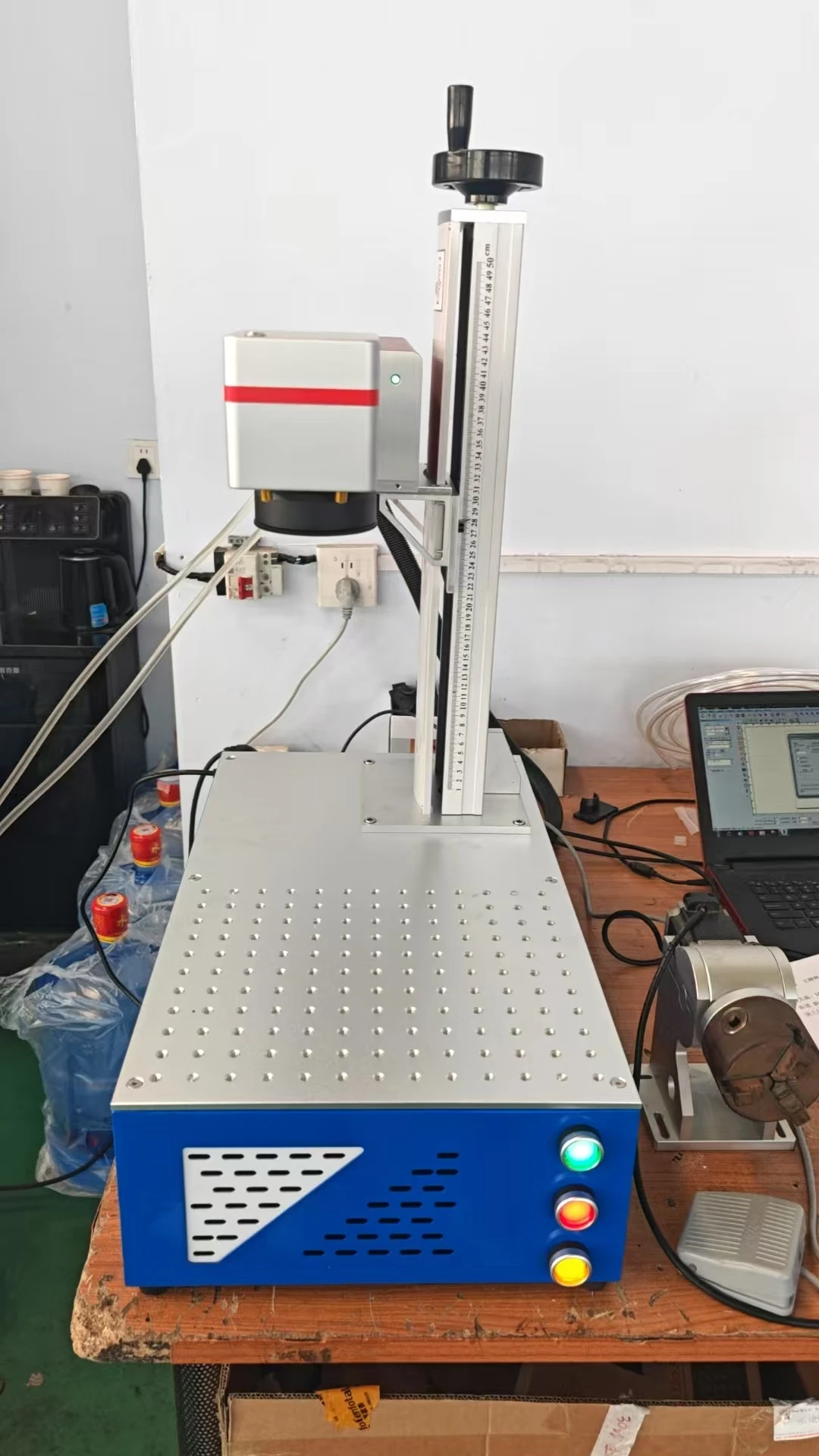 

UV Laser Marking Machine 5W 10W with Water Chiller Ultraviolet Ray Purple Cold Light Laser Marker for Glass Engraving Cutting