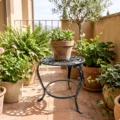 Round Stand