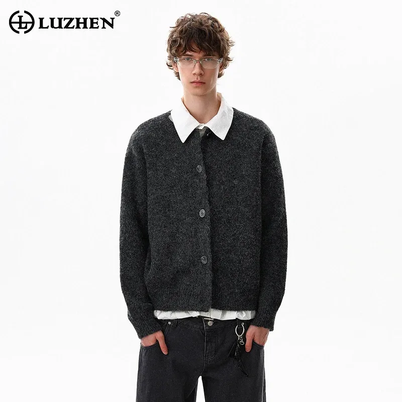 

LUZHEN 2025 Winter New High Quality Solid Color Round Neck Knitted Cardigan Men's Fashion Elegant Handsome Male Sweater JY5423