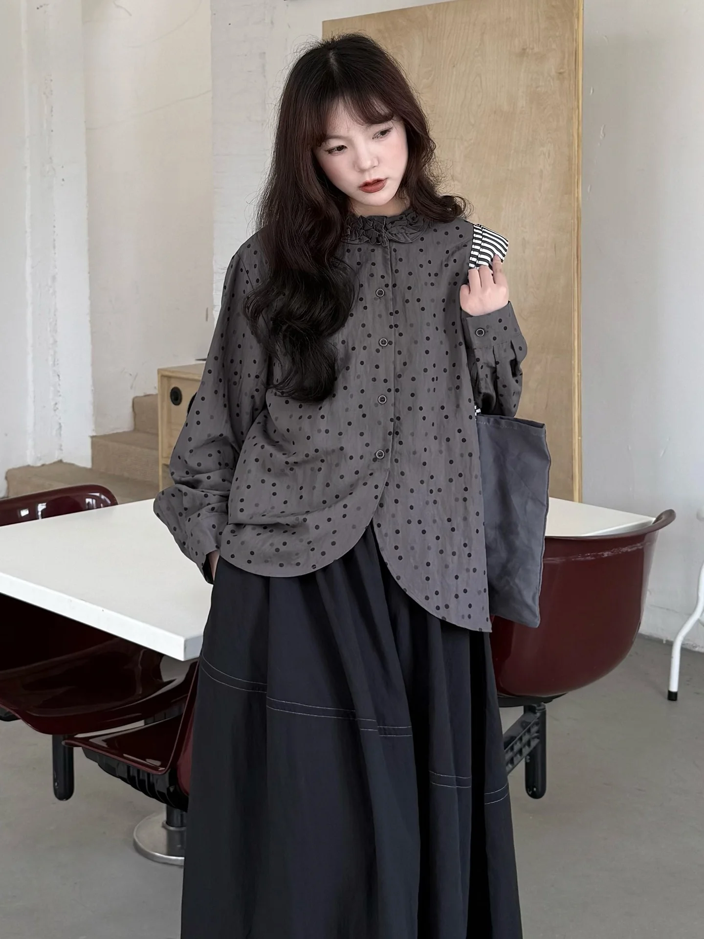 

Land And Mountain Island Dark Dot Long Sleeve Women's Shirt Coat Draping Collar Asymmetrical Hemline Breathable Cotton Casual...