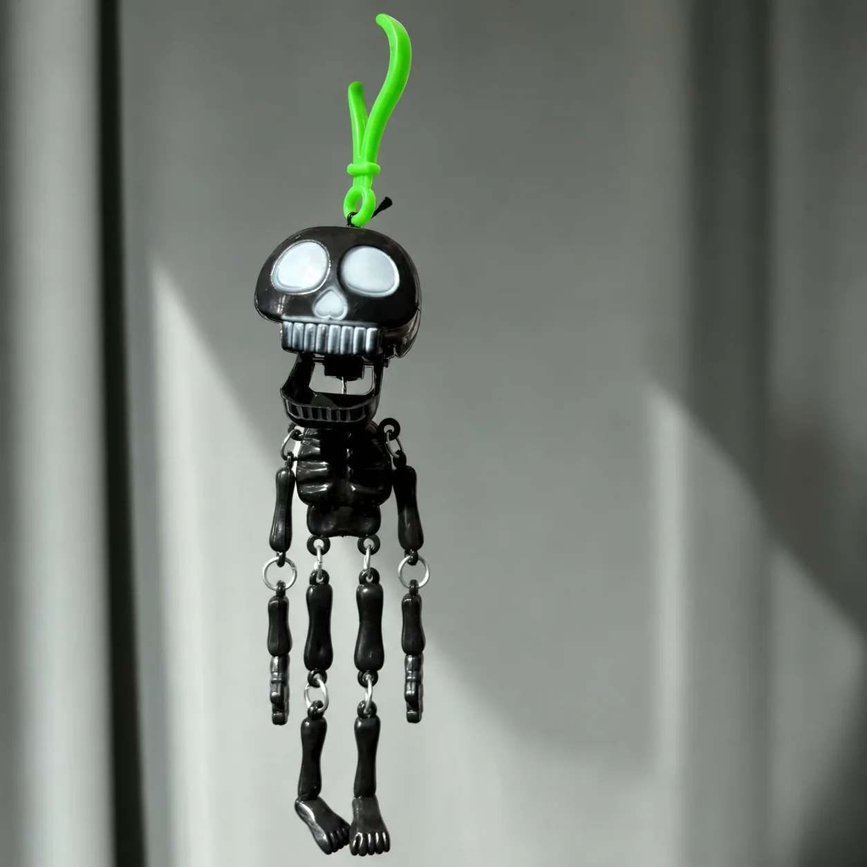 Pull String Skeleton Keychain Spooky Movable Joint Keychain Skeleton Bag Charm Distinctive Plastic Skeleton Keychain For Daily