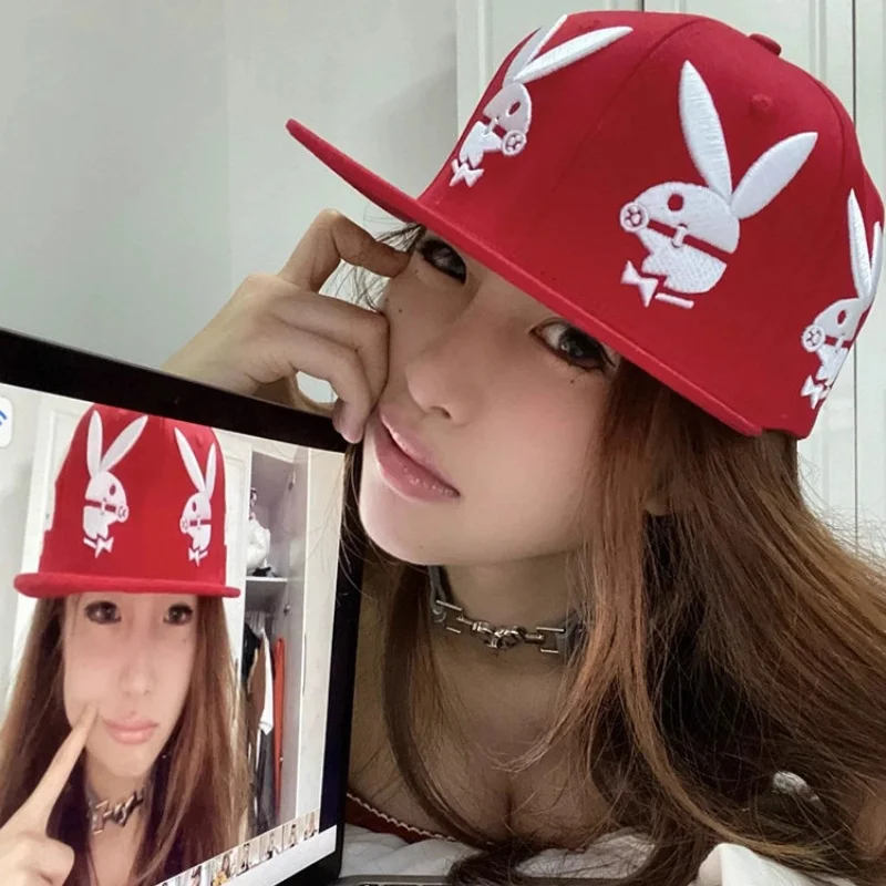 

American Hip-Hop Red Bunny Flat Brim Duckbill Cap for Women Summer Sweet Cool Spicy Versatile Face Enhancing Small B Hat