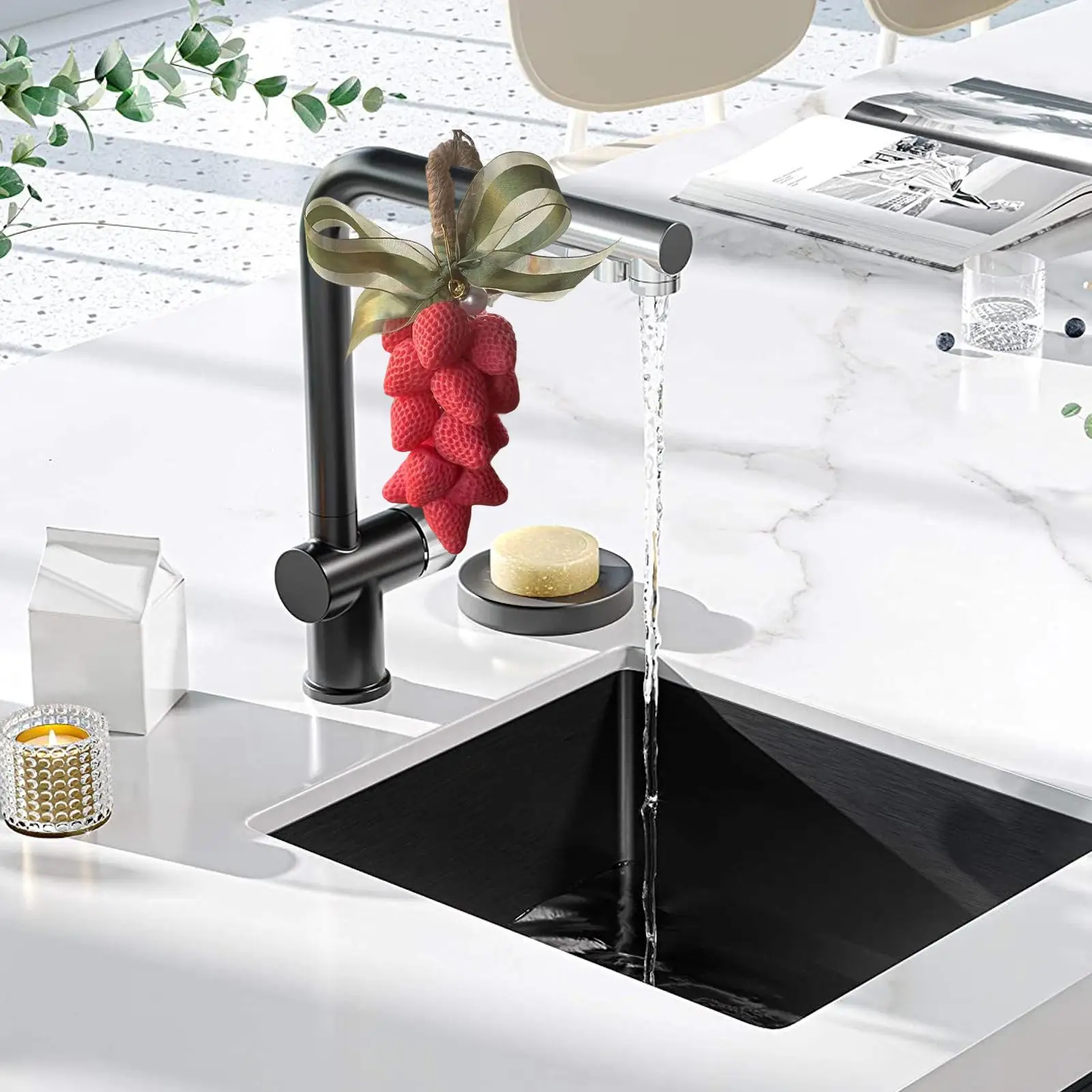 

Мыло для лица в форме клубники для чувствительной кожи на веревке Эстетическое декоративное осветляющее очищающее средство для увлажнения