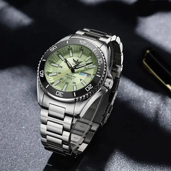 YELANG Men Military Watch Diver 44mm Automatic Mechanical Wristwatch 30ATM Waterproof Luminous Tubes Sapphire NH36
