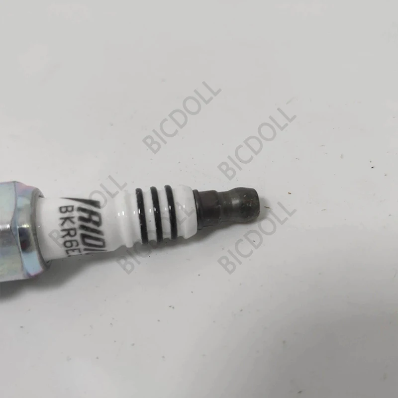 8Pcs For WHOLESALE Spark Plug BKR6EIX-11 3764 BKR6EIX11 Replace for IK20 IK20TT for TOYOTA SUBARU NISSAN HONDA FORD HYUNDAI KIA