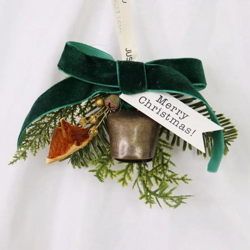 

Рождественские подарки, колокольчики ручной работы, небольшой кулон, кулон в виде сосновой шишки, сосновые листья, сосновые иглы, бант, автомобильные аксессуары, украшения для дома