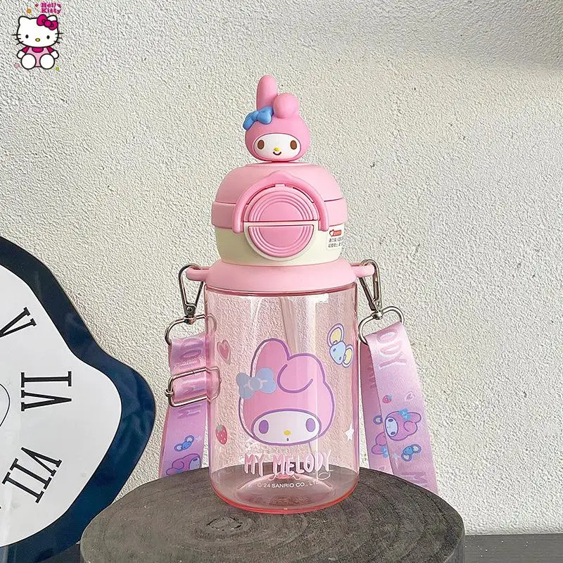 Sanrio-botella de agua para bebidas de verano para niños, hervidor portátil para exteriores, regalo de cumpleaños, taza de plástico de calidad alimentaria Kulomi