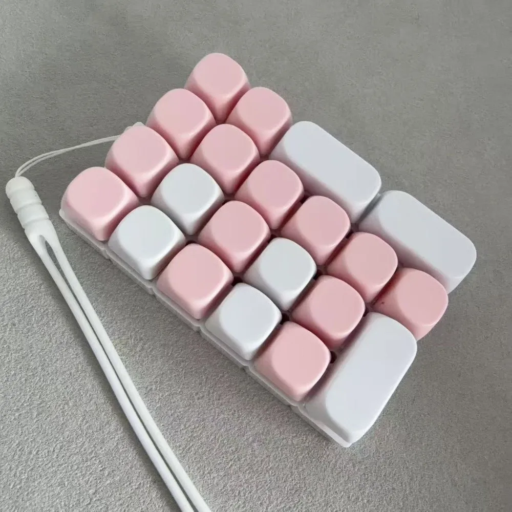 New Plastic Fidget Keychain Stress Relief Colorful Finger Button Funny 9-key 24-key Keycap Antistress for Adults Kids