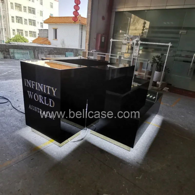 2025customized.Wooden  Flower Pot Shelf Lockable Flower Display Rack Custom Flower Kiosk Display Stand with