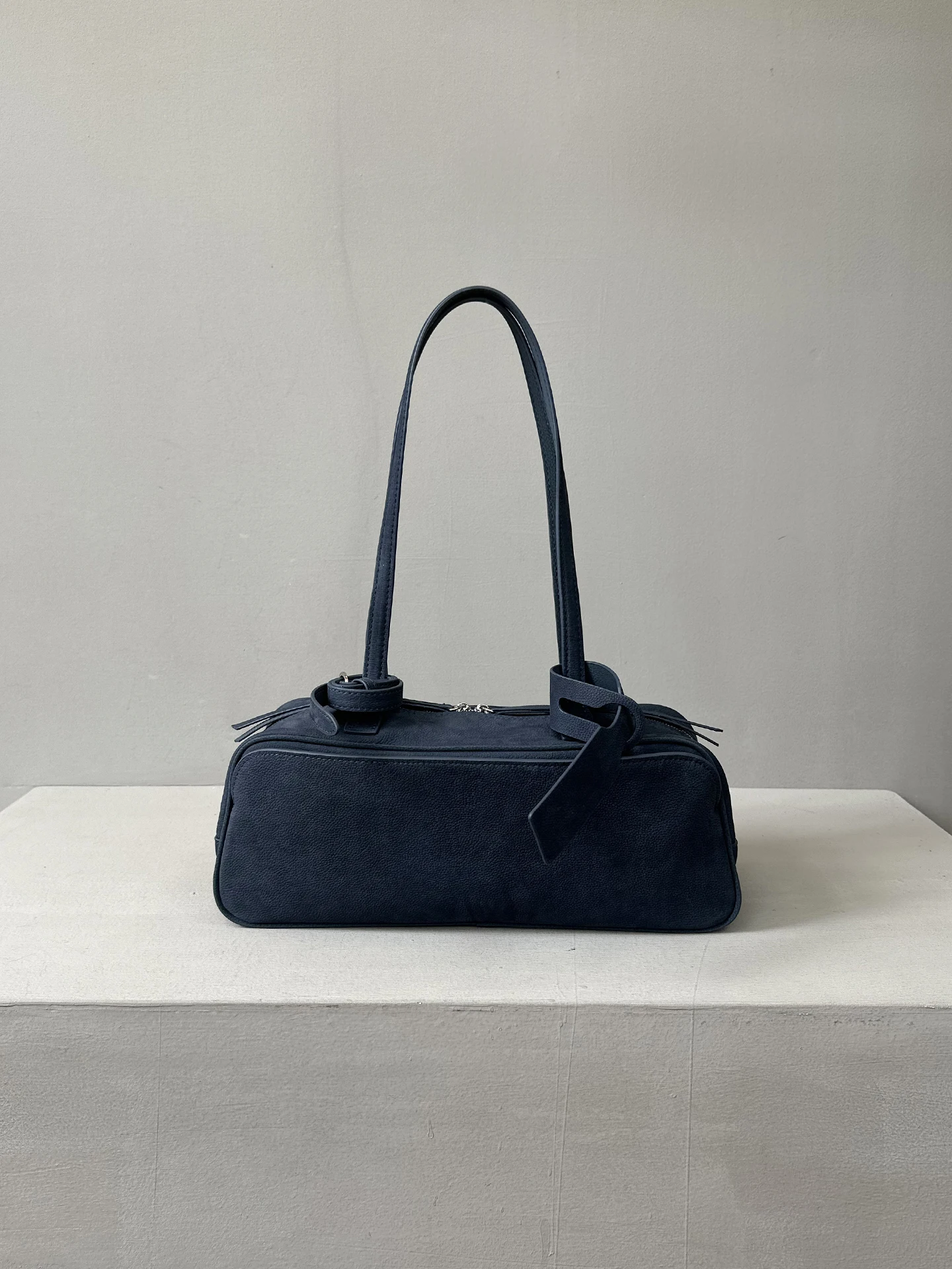 Original Designer Marke Top Layer Matte Rindsleder Bowling Tote Bag Unterarm Schulter Boston Kissen Tasche Handtasche für Frauen – Detail 8