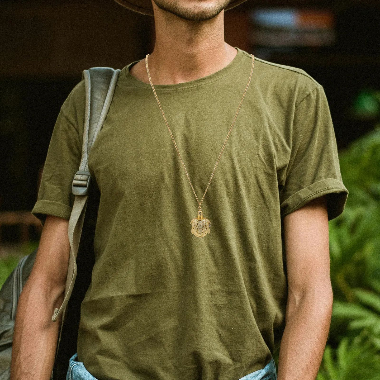 

Элегантные золотые карманные часы в форме черепахи, из высококачественного сплава, с ретро-кварцевым механизмом, легко открываются нажатием, для повседневного ношения или в качестве подарка.