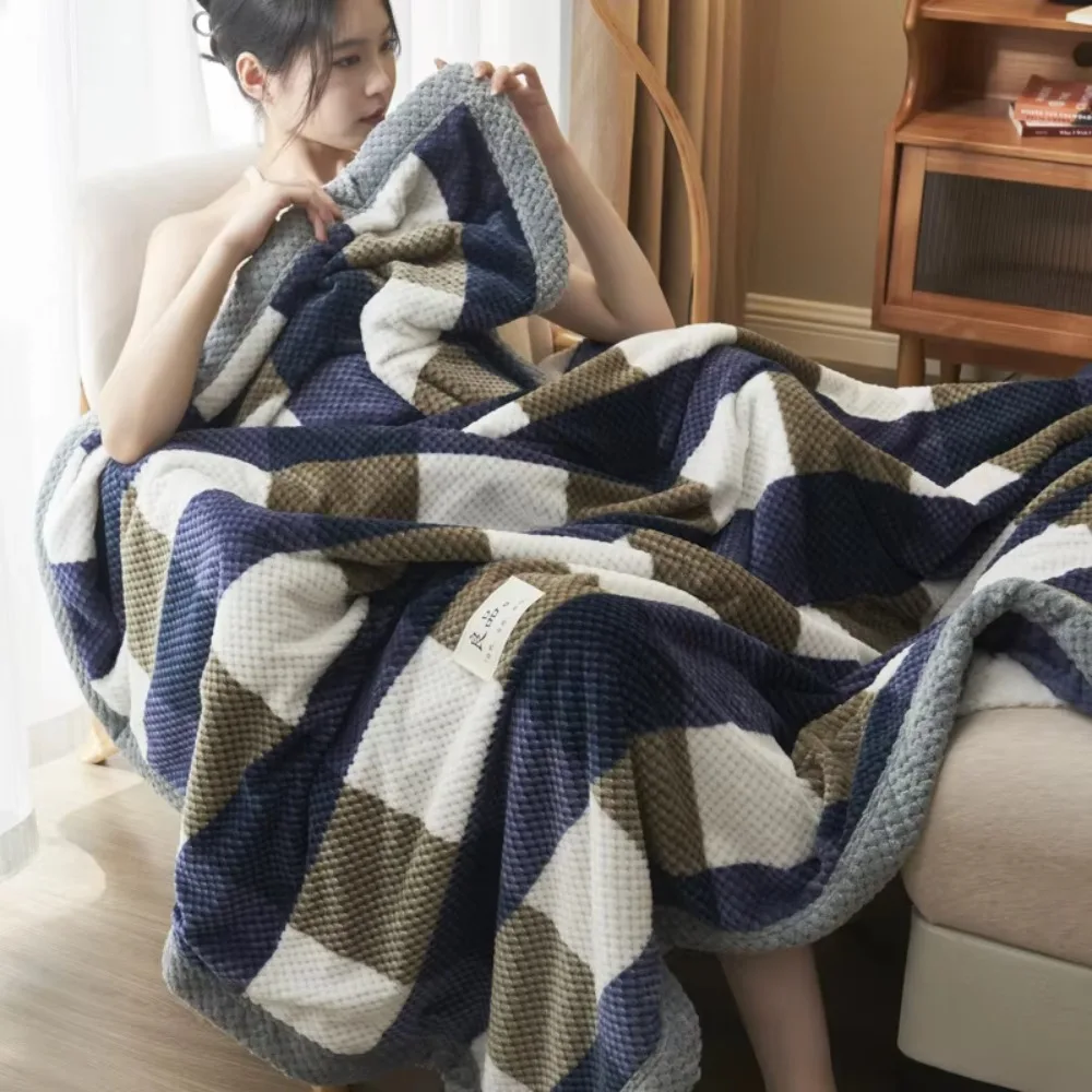 Cozy Japanese-style Winter Throw Blanket Warm Coral Fleece Sleep Blanket Thickened No Shedding Sofa Throw Bed