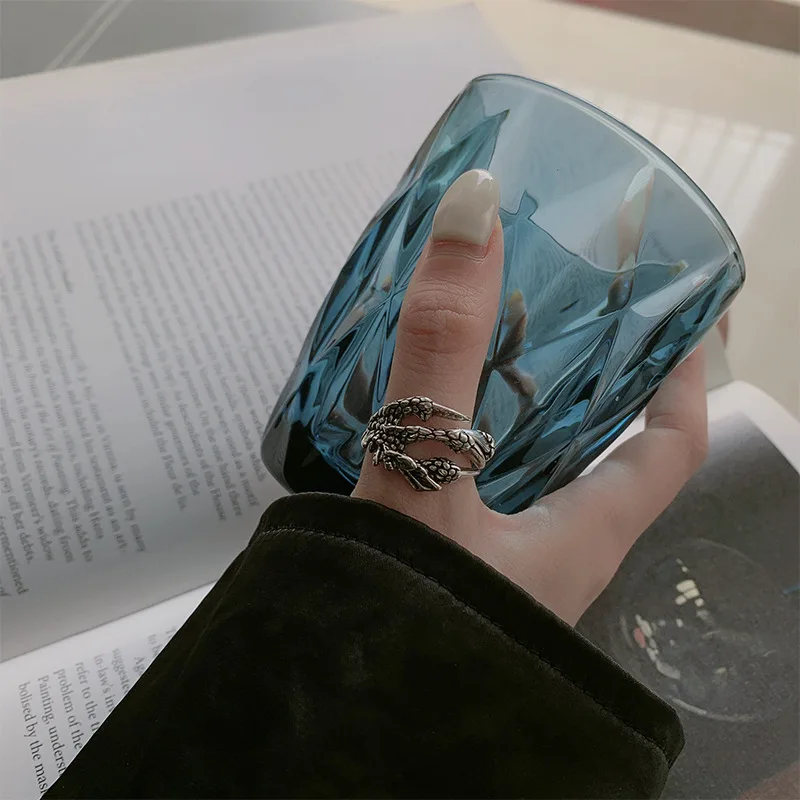 New Retro Creative Dragon Claw Silver Ring