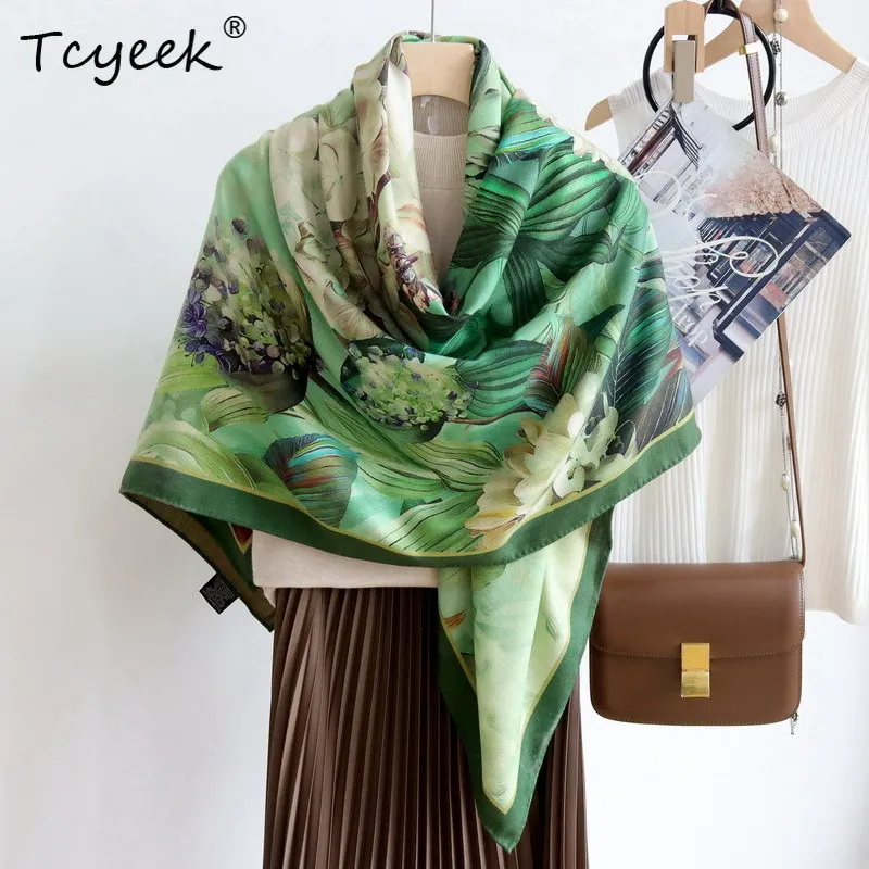 

Tcyeek, 70% Silk 30% Wool Elegant Fashion Scarves, 135cm Floral Printed, Woman Gift Warm Scarf, 2024 Autumn Winter A47627QM