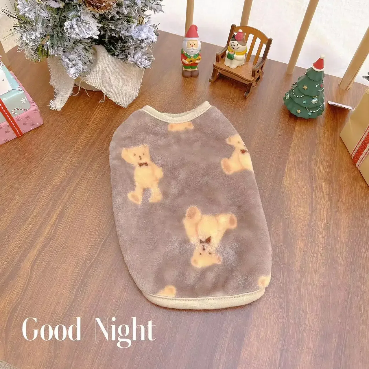 New Ins Pet Clothes Dog Cat Winter Coral Fleece Warm Home Clothes Vest Teddy Bear Clothing Printed Cartoon Bear Dog Sweater