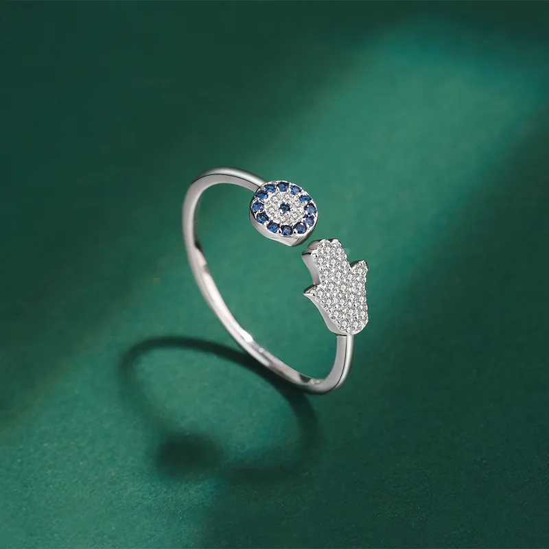 

Женское кольцо «Хамса» из серебра 925 пробы с фианитом