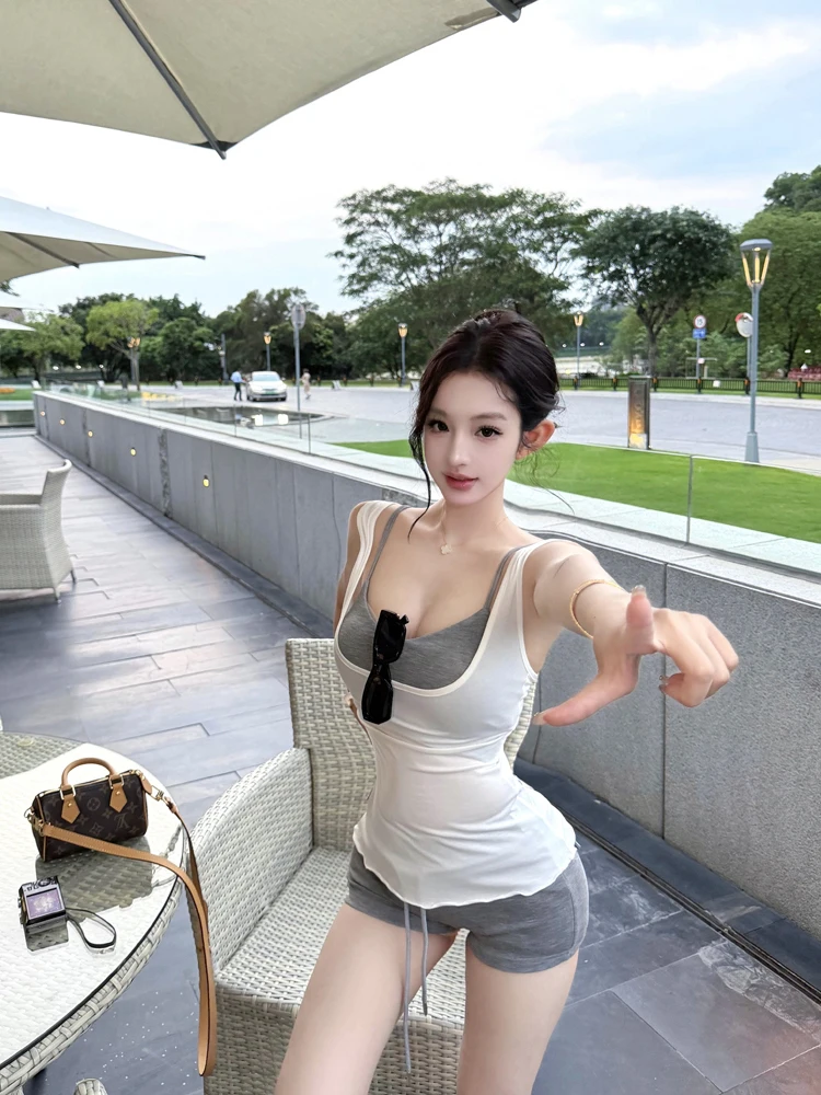 

Spicy Girl Style Layered Thin Shirt Tank Top And Shorts Women's Summer New Fashion Set High Waist Shorts Contrast Color Casua...