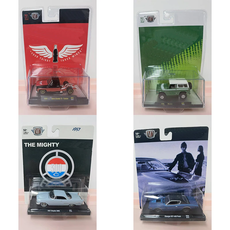 

M2 1:64 Classic Car Alloy Rubber Tire Car Collection Model Ornament Coating