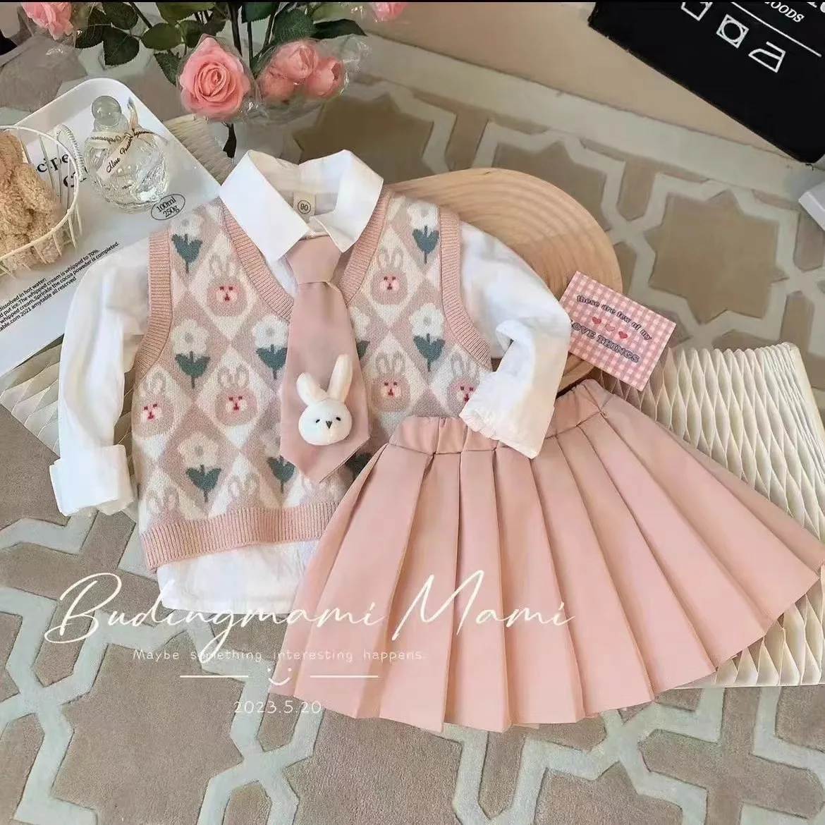 

Girls' Three Piece Dress 2024 New Spring And Autumn Season Academy Children's Wear Western Style JK Set Girl Baby Skirt