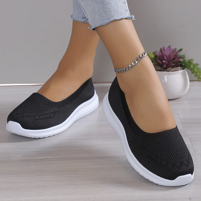 Breathable Knitting Flats Shoes Women Summer Slip-On Soft Bottom Loafers Woman Lightweight Casual Mesh Walking Shoes Large Size