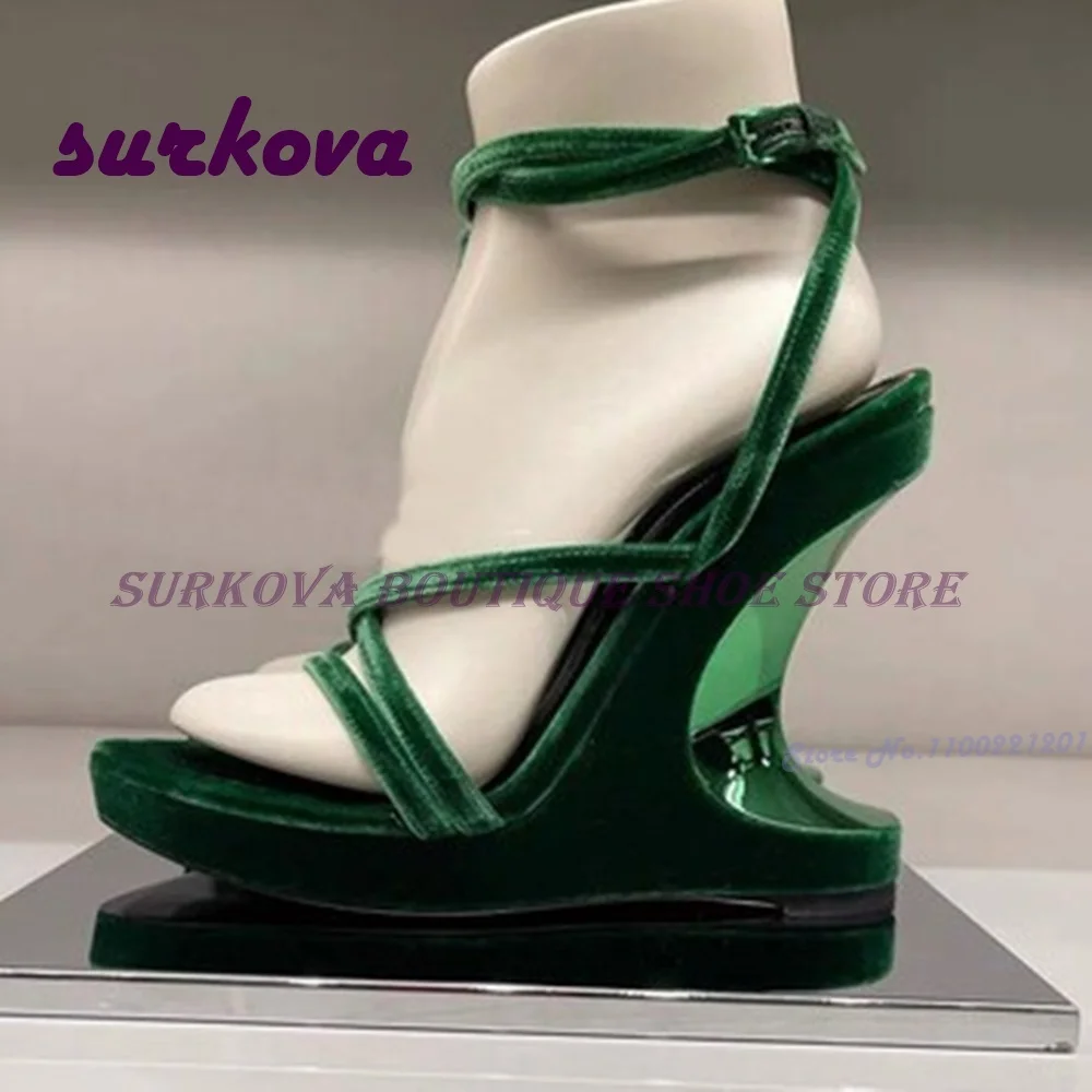 2025 Runway Show New Style Strapping Super-high Heel Platform Sandals Women's Metal Hollow-out Profiled Heel Sexy Buckle Velvet