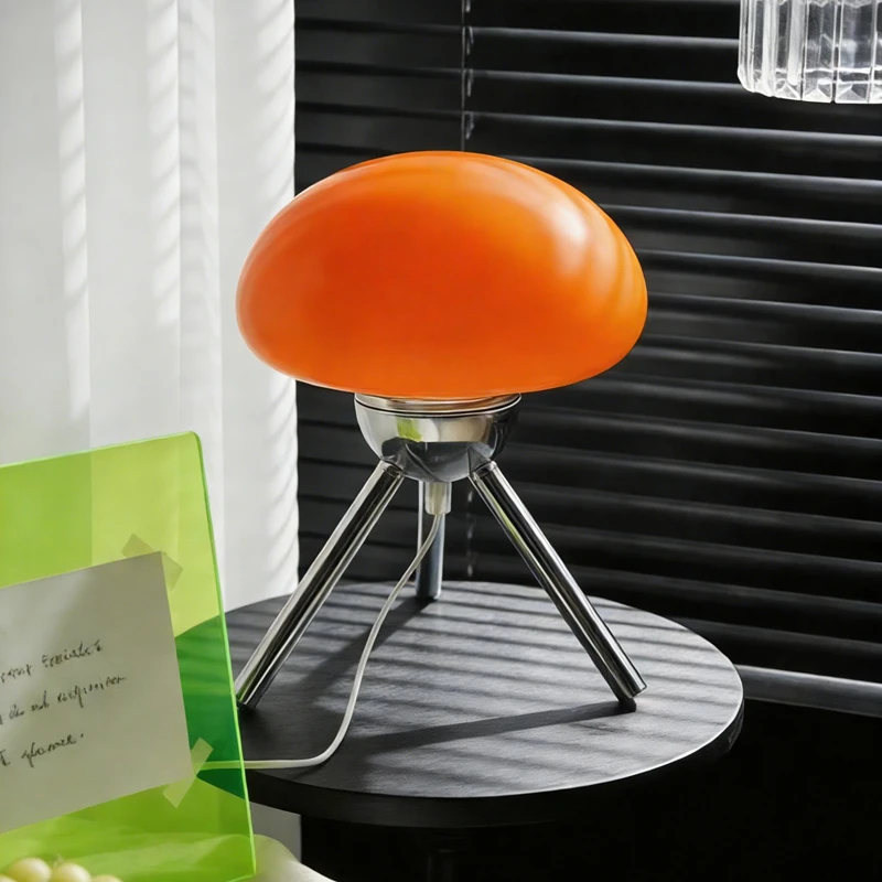Bauhaus Mid-Century Ins Cream Style Table Lamp Nordic French Version Apple Retro Glass Light Decorative Ambient Lamp for Living