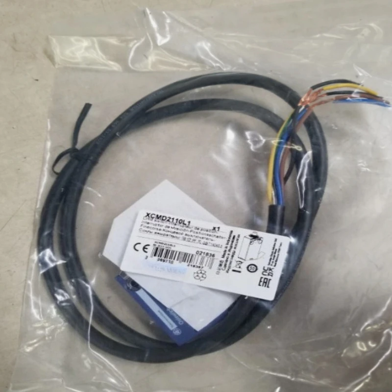 

Brand New Original 1Pcs Waterproof Limit Switch XCMD2102L1 XCMN2102L1 XCMD2115L1 XCMD2116L1 XCMD2110L1 1Meter Fast shipping