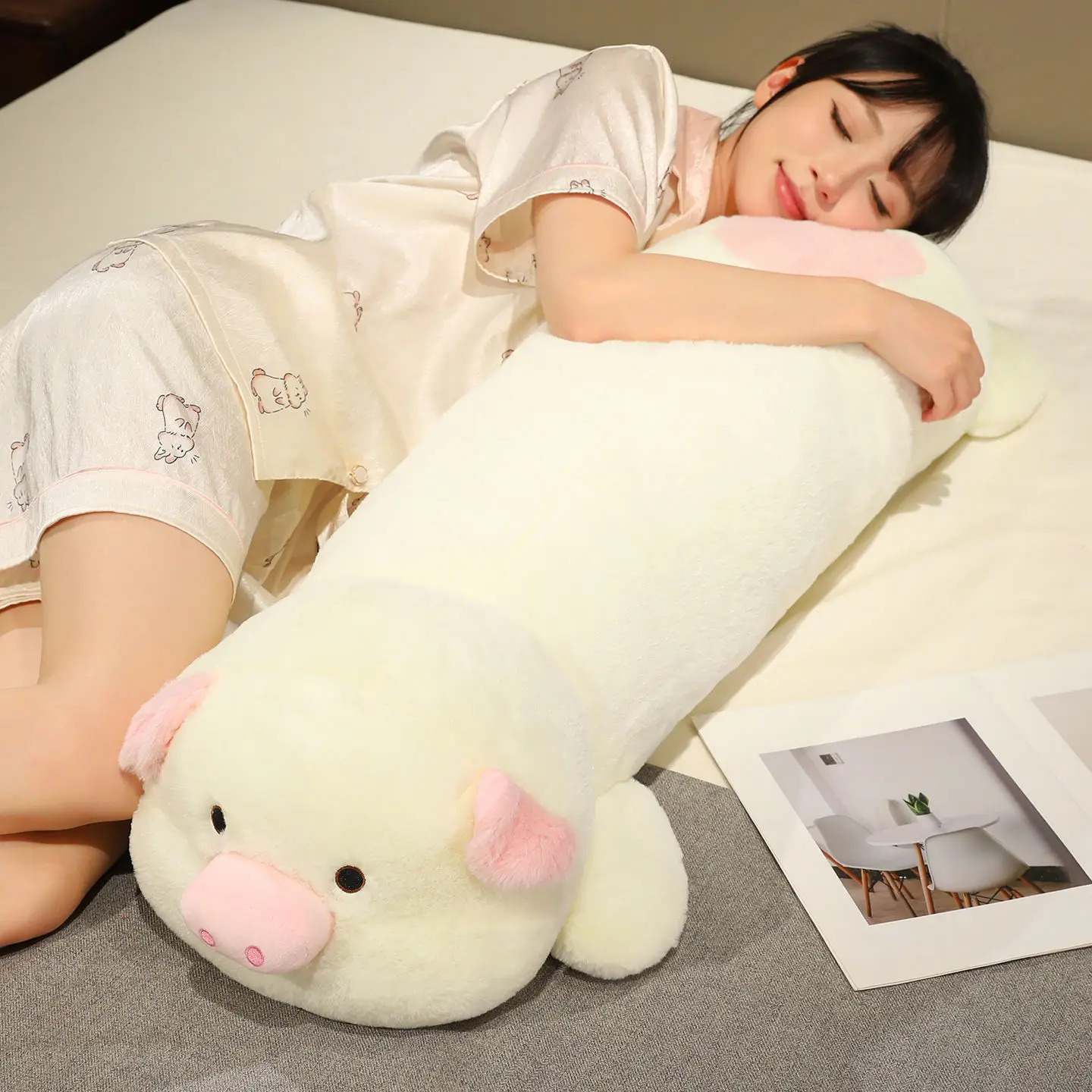 

Kawaii мультяшные плюшевые игрушки большого размера, лежащие, спящиеся, плюшевые игрушки, поросенок, кролик, медведь, енот, длинная подушка, мягкая, уютная, для сна