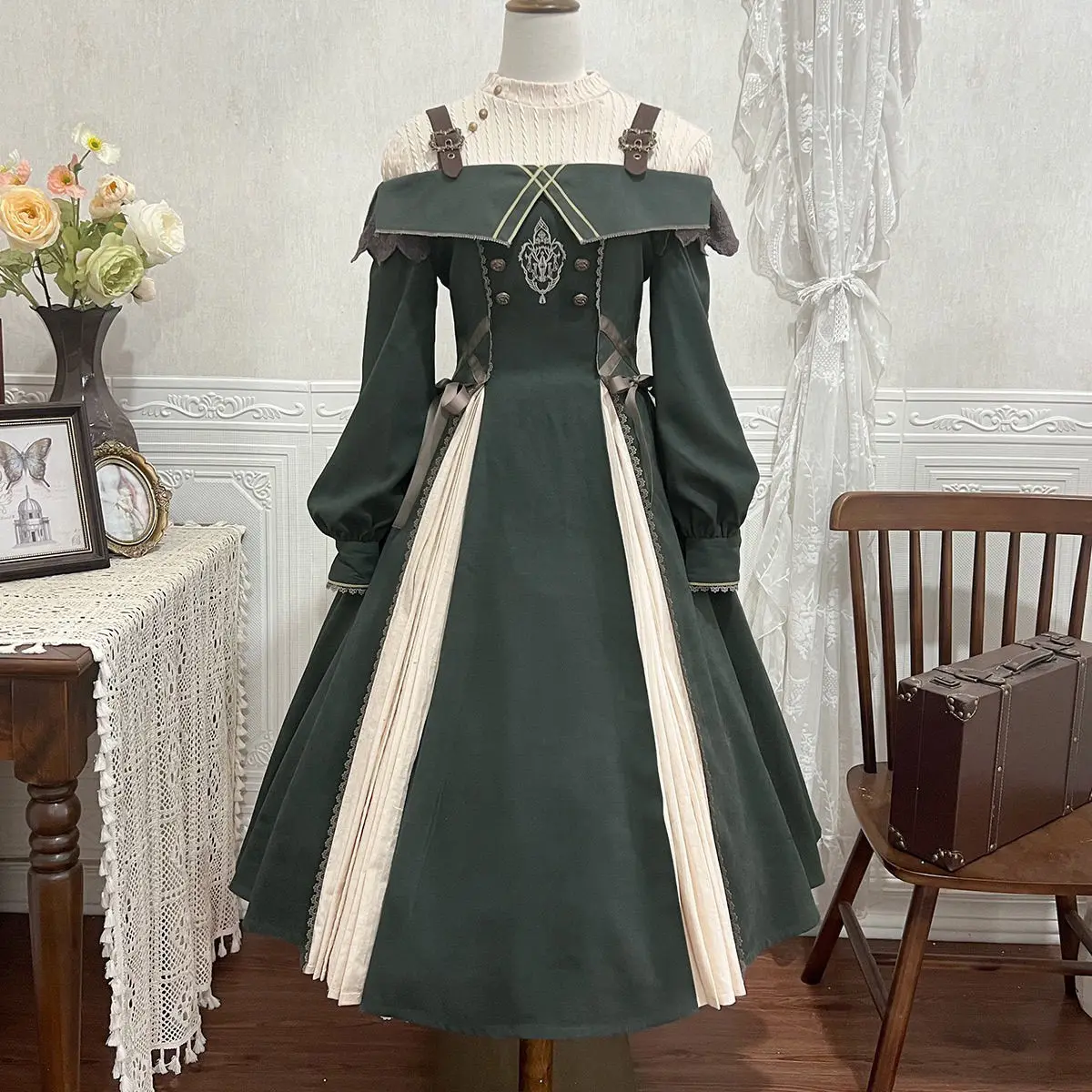 Japan Genuine Lolita Lolita Stand Collar Top Suspender Dress Autumn And Winter Suit French Slim And Elegant Two Piece Set