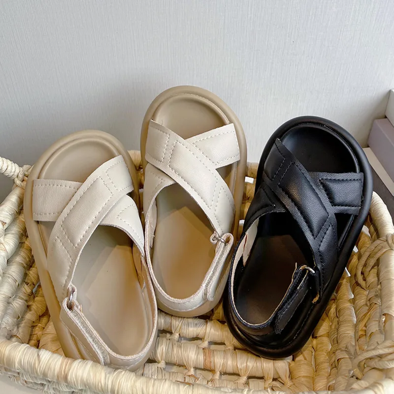 Sandalias de cuero suave para niños y niñas, con suela antideslizante, ideal para la playa y uso informal, novedad de verano 2024