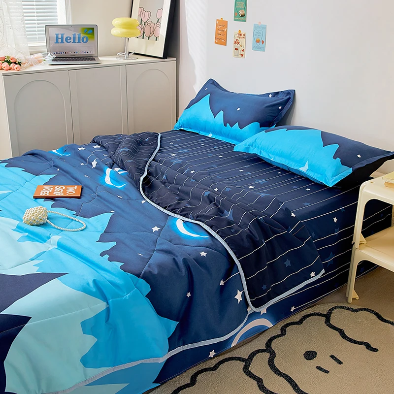 

1pc Blue Summer Quilt Star Moon Printed Air Conditioning Comforter Soft Home Double Bed Sofa Blanket For Adults Kids 180*220cm