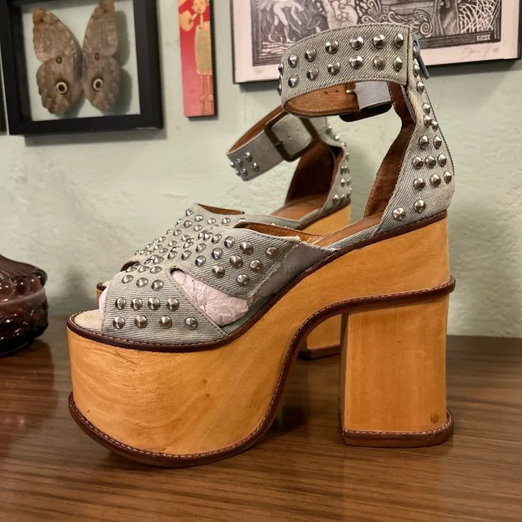 

Летние женские сандалии на платформе с круглым носком и заклепками в стиле панк, туфли большого размера на массивном высоком каблуке с пряжкой и ремешком по индивидуальному заказу