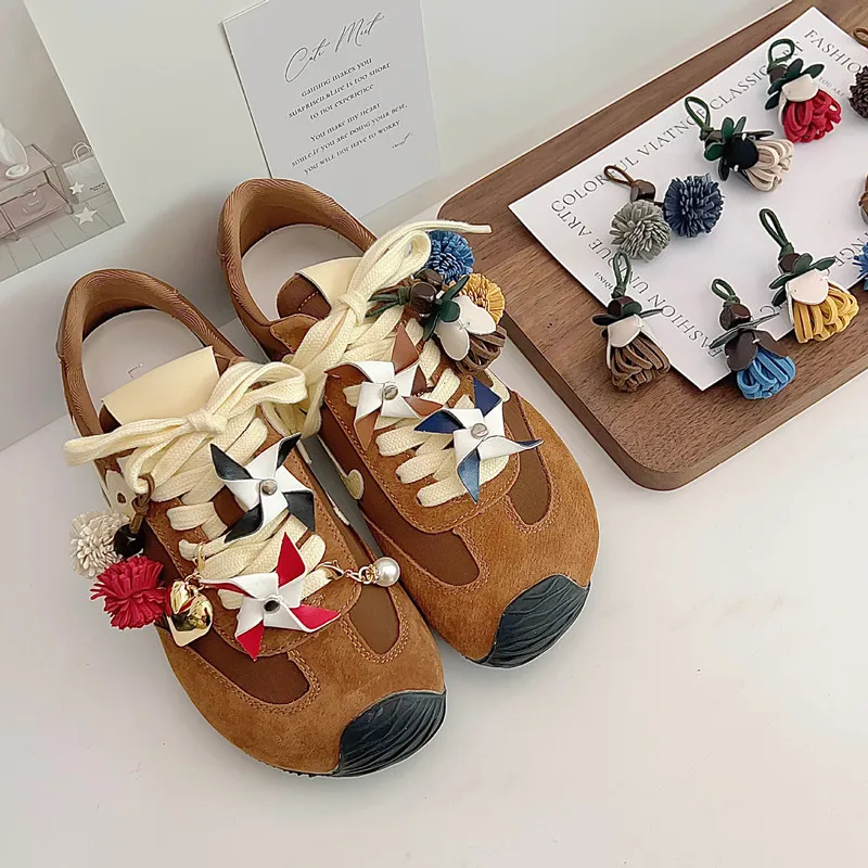 Windmill Tassel Flower Shoelaces Flower Maillard Shoe Buckles Accessories Fit For Sports DE Training Shoes Casual Board Shoes