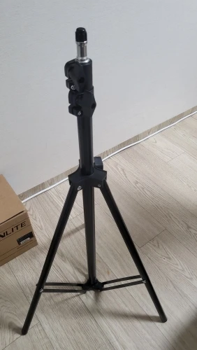 RP01-B Heavy Duty Metal Alloy Light Stand 160cm Tripod for Photo Studio Softbox Video Flash Reflector Lighting Background Stand photo review
