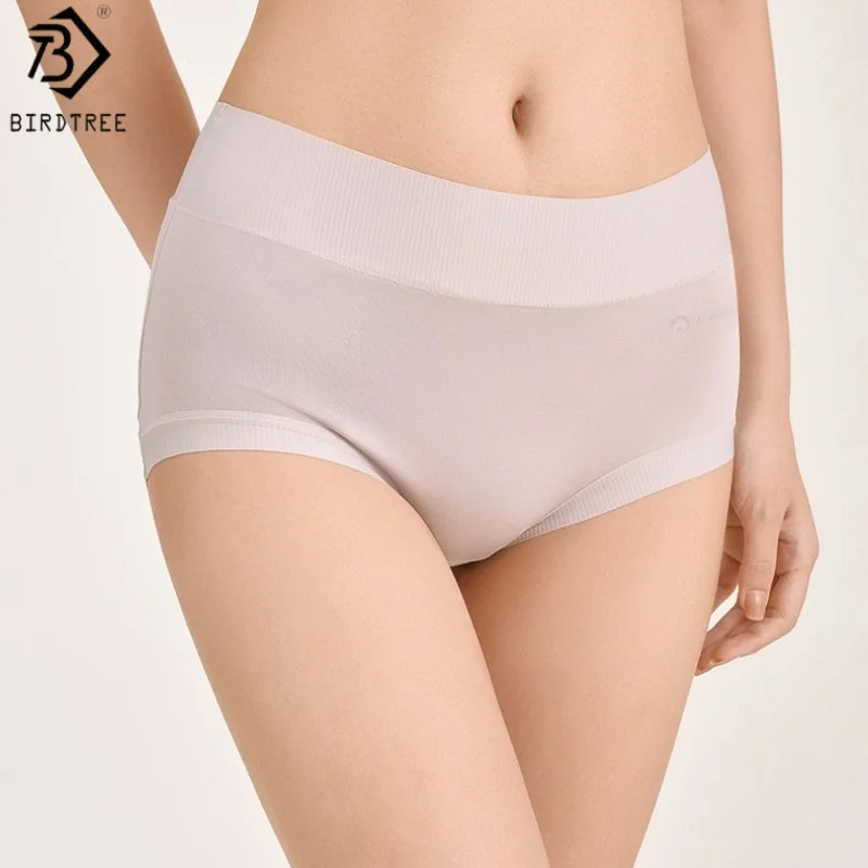 

Birdtree 88,4% вискоза, 5% шелковые трусики с бактериостатом и промежностью, женские дышащие трусы без следов, новинка 2025 годаP57515JF