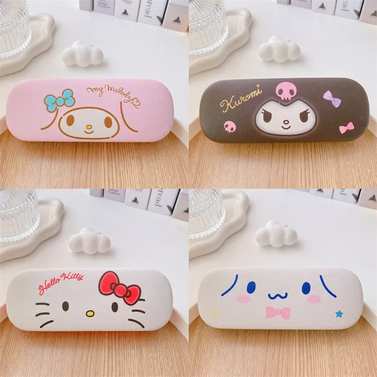 Sanrio Hello Kitty Cinnamoroll Kuromi custodia per occhiali miopia scatola portaoggetti per occhiali Anime Kawaii Cute Creative Travel Portable Girls