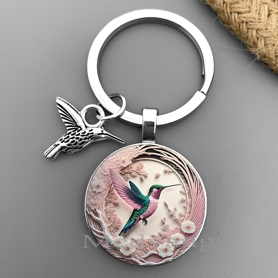 Colorful hummingbird patterned circular keychain  cute bird glass keychain exquisite car keychain gift for friends