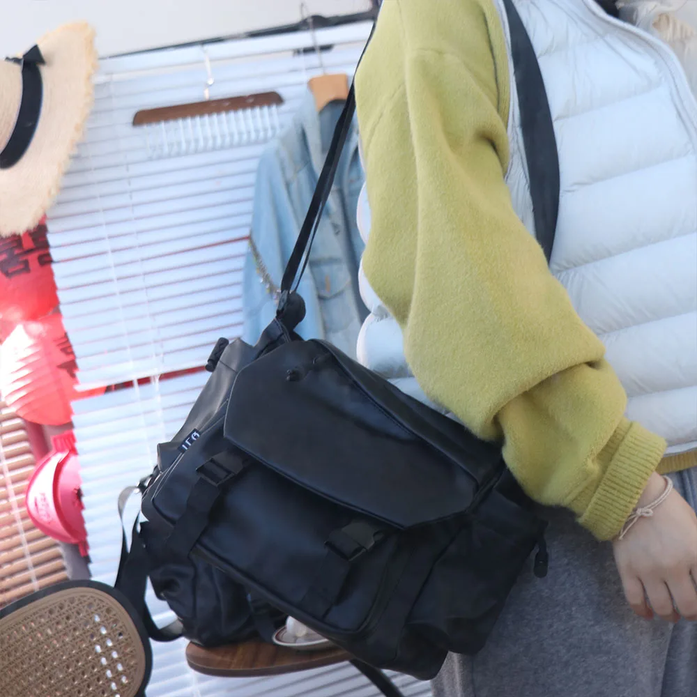 

Solid Color Nylon Crossbody Bag Waterproof Oxford Cloth Messenger Bag Multifunctional Large Capacity Short Distance Travel Bag