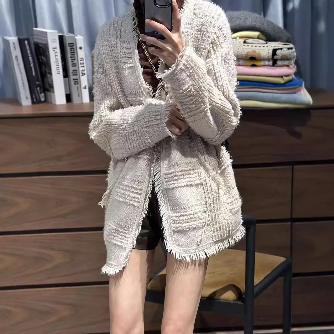 Autumn And Winter New Cardigan Women\'s 100 Pure Wool Sweater Chanel Tassel Loose Lazy Style Knitted Sweater Coat For Women