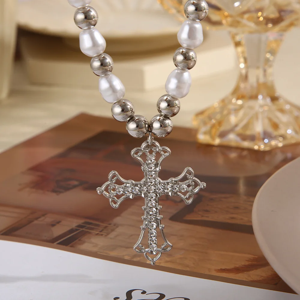 1Pcs Hot Selling Sweet Cool Style Diamond Studded Pearl Cross Necklace for Women's Personalized Temperament Accessories