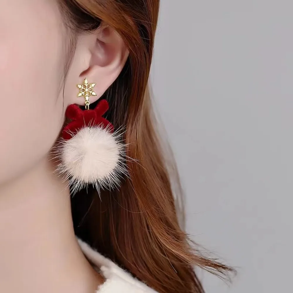 New Sweet Romantic Red Bowknot Fluffy Ball Tassel Snowflake Stud Earrings for Women Christmas Atmosphere Dangle Earrings Jewelry