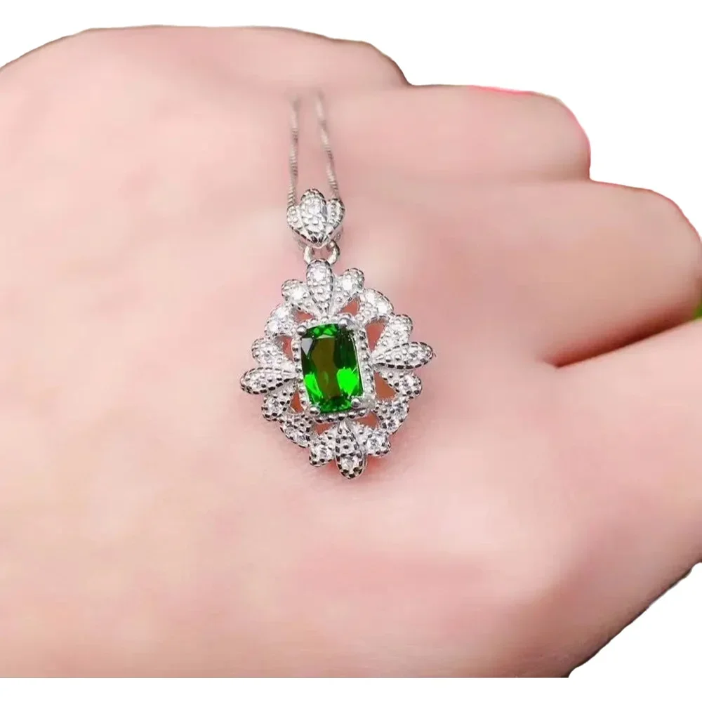 

KJJEAXCMY Fine Jewelry 925 Sterling Silver inlaid Natural diopside Woman's Female Miss noble Pendant Necklace party gift new