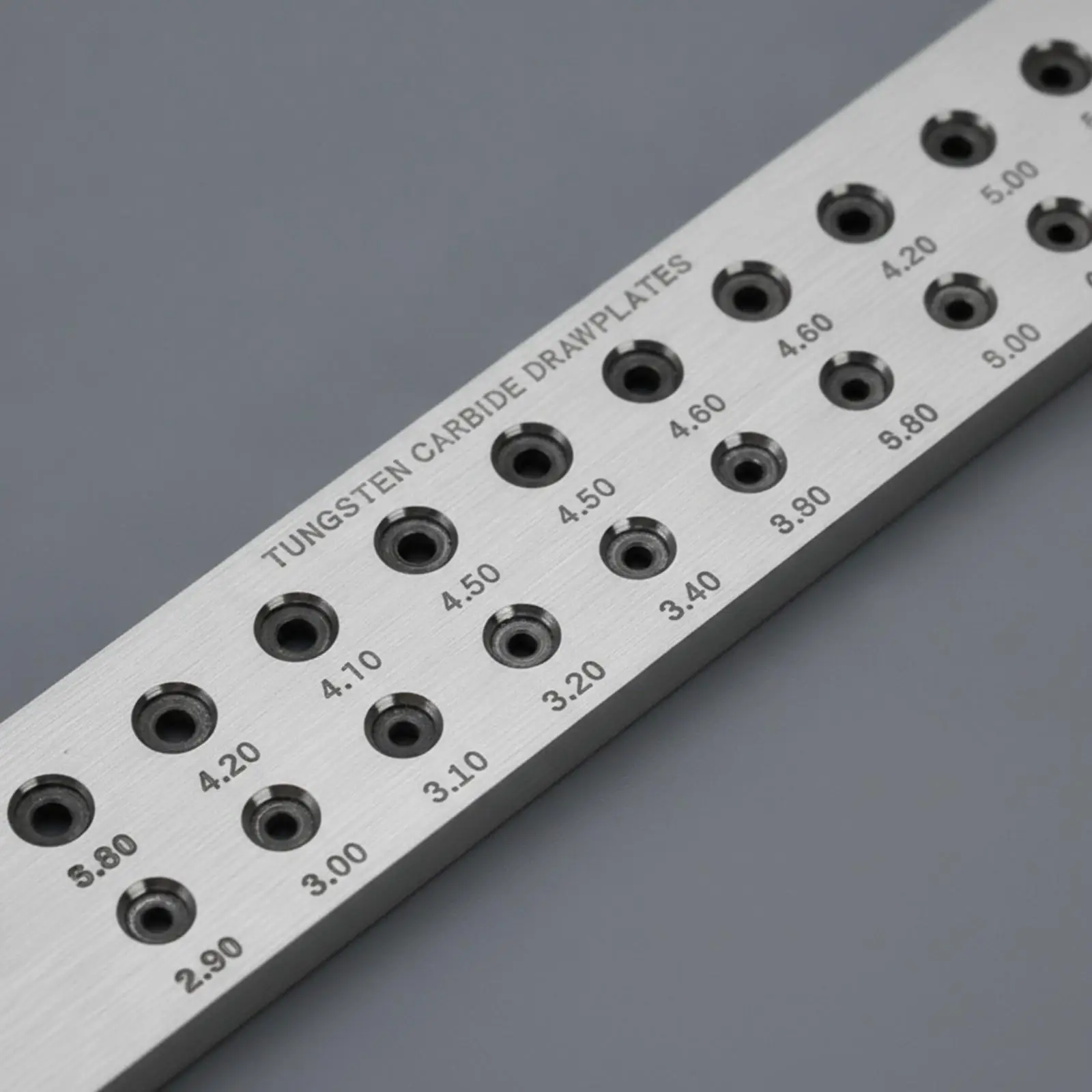 Tungsten Carbide Draw Plate for Fine Metalworking with Flat Block Design and Size Engraved Surface