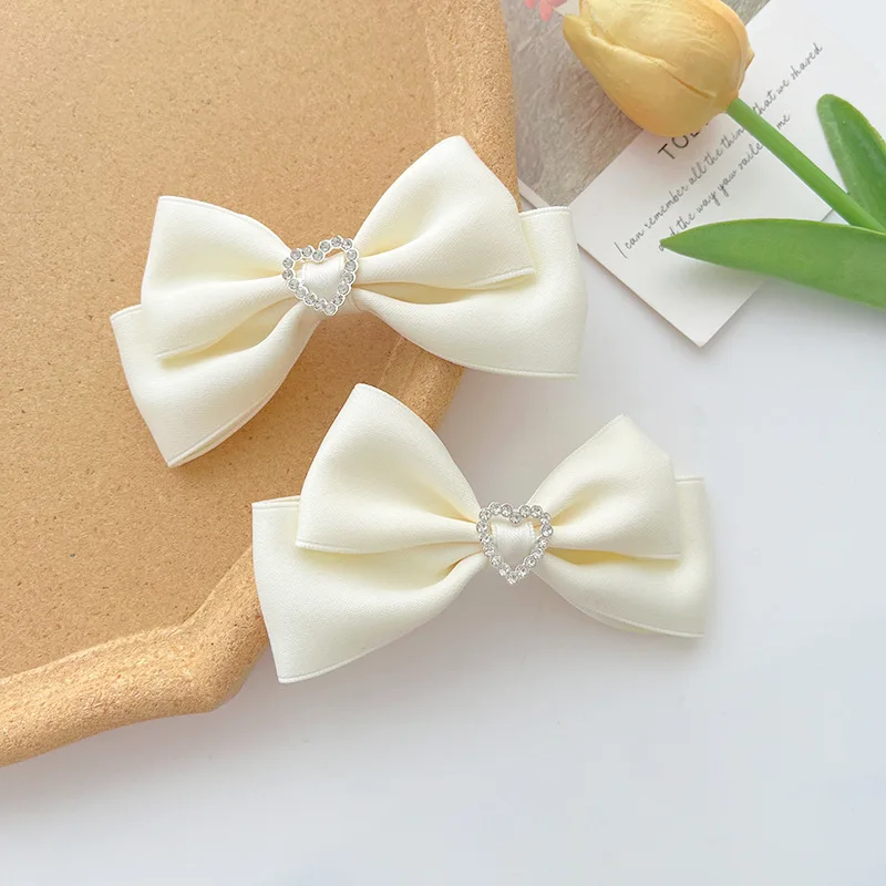 1 Paar herzförmige Strass-Satin-Haarspangen mit Schleife, mehrfarbige Vintage-Haaraccessoires für süße Haare, vielseitige Alltags-Lolita-Kopfbedeckung – Detail 5