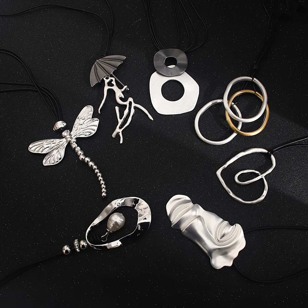 ALLYES Vintage Black Leather Necklaces Geometric Metal Heart Circle Dragonfly Long Chain Pendant Necklace Charm Jewelry