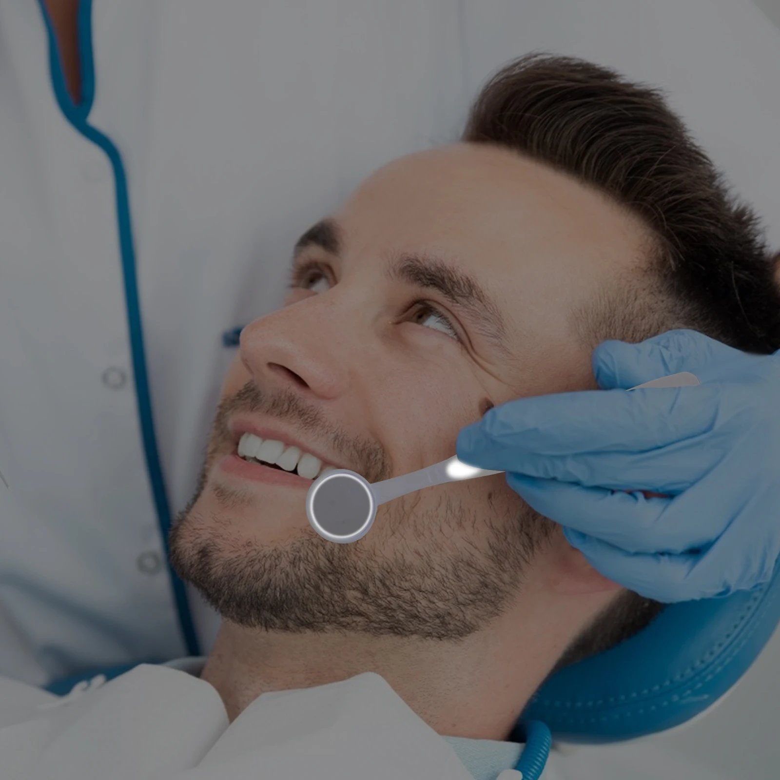 

2pcs LED Oral Mirror Anti-fog Pink Telescopic Bright Light for Easy Inspection Dental Mouth Mirror Oral Care Product