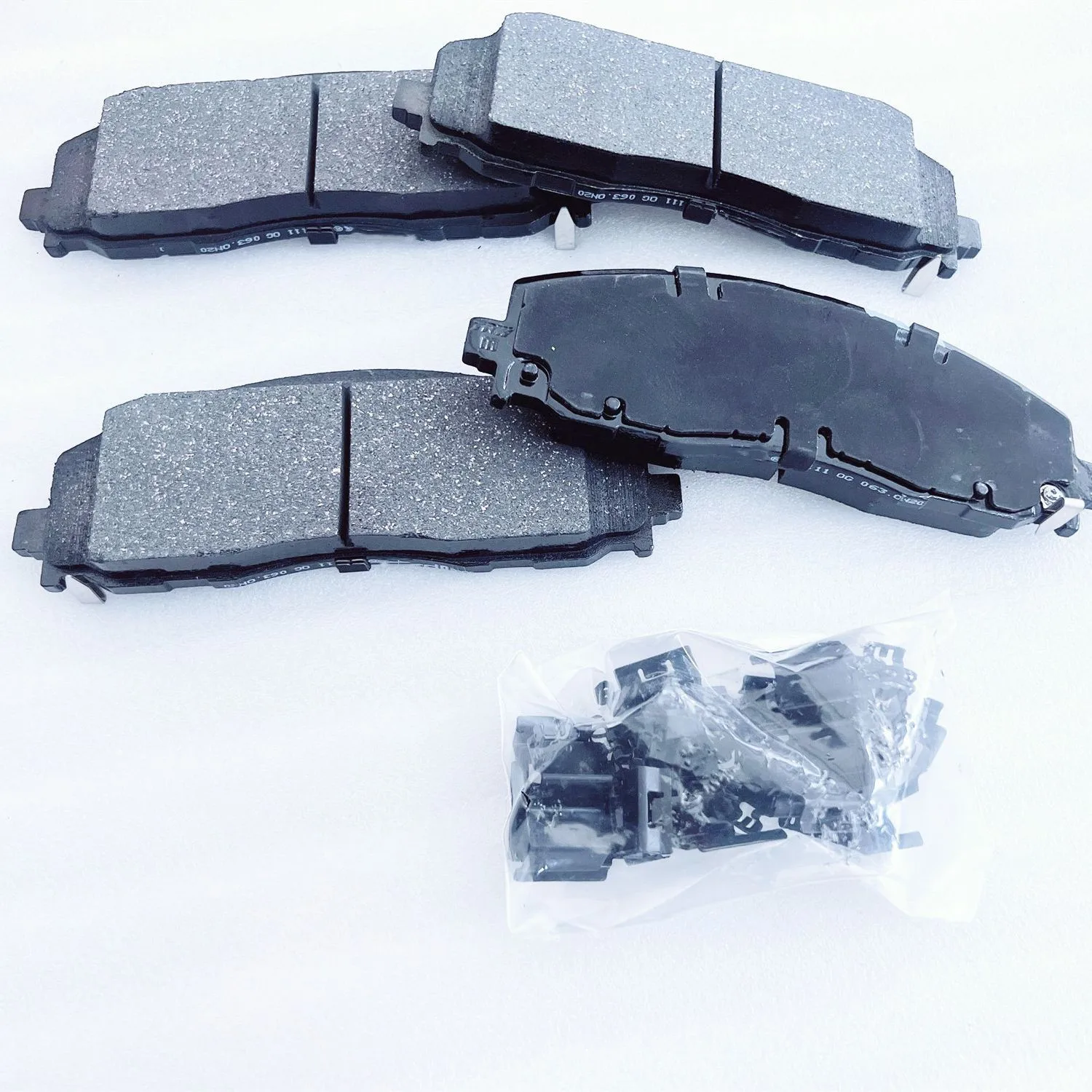 Wrangler Front Brake Pads With Padding 68383243AA, 68456066AB: Suitable For 2018-2023 Wrangler JL, JT, J6